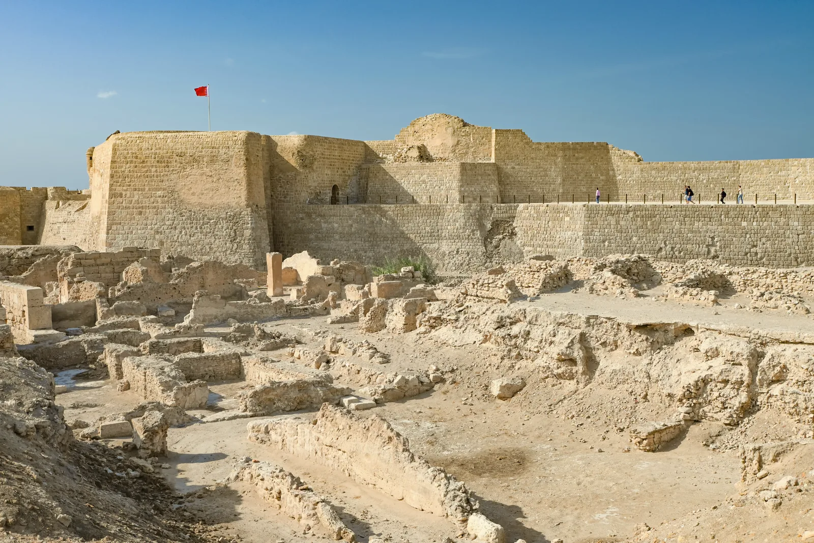 The ruins below Bahrain Fort, Qal’at al-Bahrain